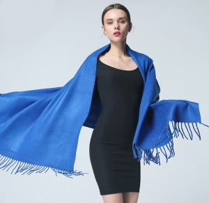 Damen-Sommer-Kaschmir-Schal mit Seide, 200 x 70 cm, hallblau, neu   - Handarbeit kaufen
