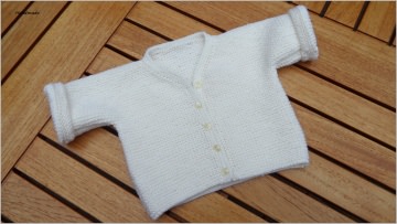 Strickjacke, Wolljacke für Neugeborene  aus 100 % Wolle (Merino) - Handarbeit kaufen