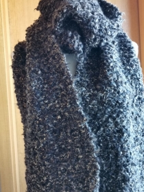 Winterschal mit Kuschelwolle ohne Muster in brauner Wolle - Handarbeit kaufen