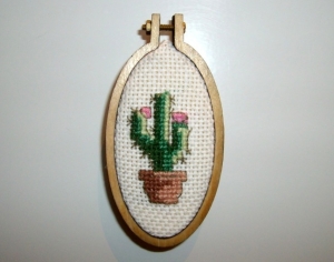 Kühlschrankmagnet Kreuzstich Kaktus, oval, Magnet - Handarbeit kaufen