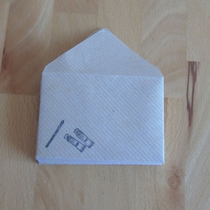 Kleine Briefumschläge mit Pinsel und Farbtuben // Umschläge // Scrapbooking - Handarbeit kaufen