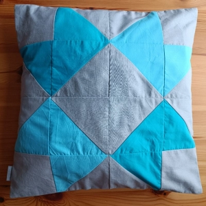 Kissenbezug aus 100% Baumwolle, Hotelverschluss, Vorderseite dreifarbiger Patchworkstern, 40cm×40cm, blau, grau