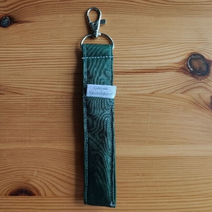 Schlüsselband, 13cm lang, aus Stoffresten, grün - Handarbeit kaufen