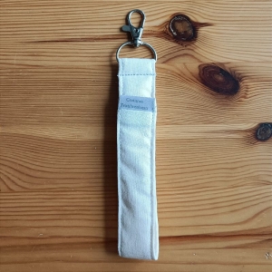 Schlüsselband, 13cm lang, aus Stoffresten, creme - Handarbeit kaufen