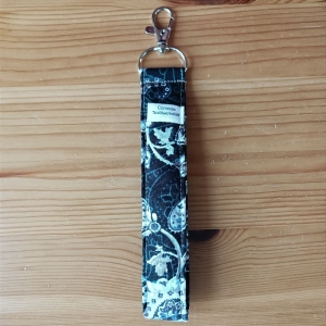 Schlüsselband, 14cm lang, aus Stoffresten, schwarz, Ornamente 