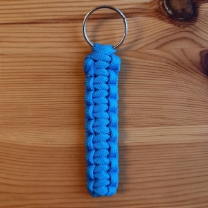 Schlüsselanhänger, 8cm lang, aus Paracord Bändern, marineblau - Handarbeit kaufen