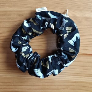 Scrunchie mit Reißverschluss, Haargummi, Zopfgummi, Armband, Platz für ein wenig Bargeld, Schlüssel, Edelsteine etc. - Handarbeit kaufen