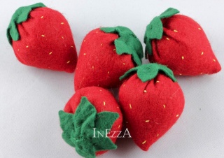 5 Erdbeeren Spielküche Kaufmannsladen Tischdeko