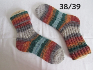 handgestrickte Socken Gr. 38/39