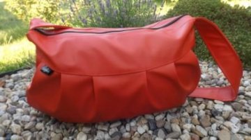 RiBo Sporttasche Strandtasche Shoppertasche genäht aus Kunstleder in rot kaufen shoppen glücklich sein (Kopie id: 51120)