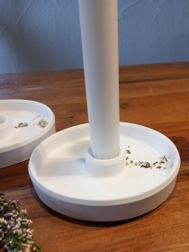 schlichter weißer Kerzenhalter / Kerzenteller / Kerzenständer mit Blattgold für Stabkerzen 