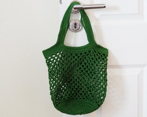 Häkeltasche Einkaufstasche Einkaufsnetz in olivgrün aus hochwertiger Baumwolle mit Schulterriemen gehäkelt - Handarbeit kaufen