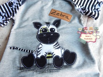 T-Shirt  Gr. 116  mit handgefertigter Applikation Zebra
