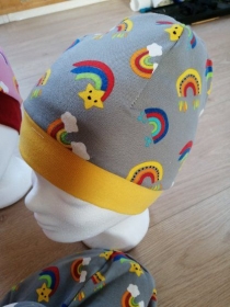 kuschelig warme Mütze, Größe 49, mit süßen Sternchen und Regenbogen, grau - Handarbeit kaufen
