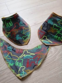 speichelundurchlässiges Halstuch mit Neon-Dinos für Kinder von ca. 1 - 6 Jahre - Handarbeit kaufen