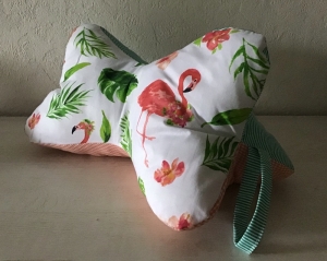  Leseknochen ♥ Nackenkissen ♥ Rückenkissen ♥️ Lagerungskissen  ♥Reisekissen ♥ mit Griff - Flamingo - Handarbeit kaufen