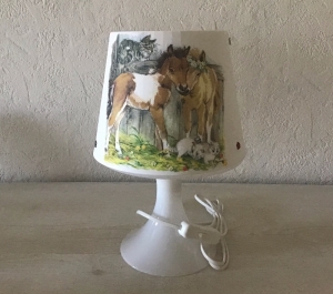 Nachttischlampe Kinderlampe  Lampe  Unikat - Pferde mit Kätzchen