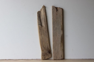 Treibholz Schwemmholz Driftwood  2 XL  Bretter  64 cm   - Handarbeit kaufen