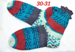 1 Paar handgestrickte Socken, Grösse 30-31, blau-grün-grau,rot, Sockenwolle
