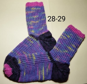  handgestrickte Socken, Größe 28-29,  1 Paar  lila-schwarz-rosa gestreift, Sockenwolle  - Handarbeit kaufen