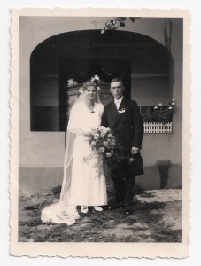 Altes Foto ★ BRAUTPAAR  ★ strahlende Braut mit Brautstrauß und Bräutigam, Hochzeit 30er Jahre