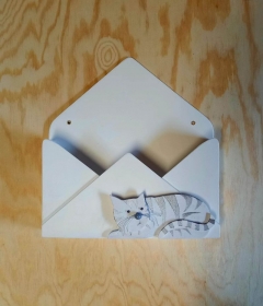 Juliane lackiert mit Katze Wandpostablage Post Ablage Brief Holz Mitteilungen Aufbewahrung