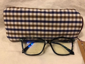 Handgenähtes Brillenetui in bunten Varianten und Reißverschluss  jedes Etui ein Unikat - Handarbeit kaufen