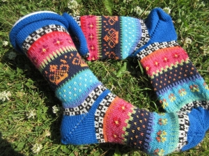 Bunte Socken Gr. 38-39 - gestrickte Socken in nordischen Fair Isle Mustern
