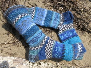 Bunte Socken Gr. 39-40 - gestrickte Socken in nordischen Fair Isle Mustern - Handarbeit kaufen
