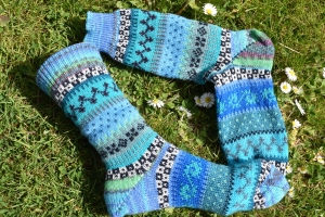 Bunte Socken Gr. 37-38 - gestrickte Socken in nordischen Fair Isle Mustern