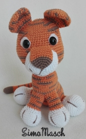 sitzender Tiger Samir - BIO Wolle - tolles Kuscheltier Geschenk für Kinder