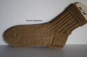  Socken handgestrickt, Gr.: 44/45,  Fb.: beige, Artikel 4297 bei Paul & Paulinchen   