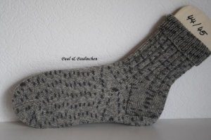  Socken handgestrickt, Größe 44/45, Artikel 4355 Fb.: grau bei Paul & Paulinchen   