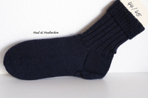  Socken handgestrickt, Größe 44/45, Artikel 4373  Fb.: dunkelblau bei Paul & Paulinchen    