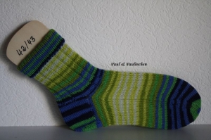  Socken handgestrickt, Größe 42/43, Fb.: bunt Artikel 4379, bei Paul & Paulinchen   - Handarbeit kaufen