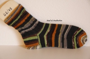  Socken handgestrickt, Größe 42/43, Fb.: bunt Artikel 4404, bei Paul & Paulinchen   - Handarbeit kaufen
