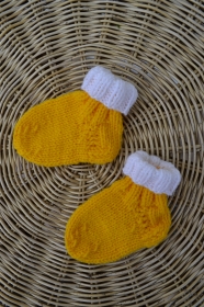 Babysocken Socken Stricksocken Baby gelb weiß Ostern gestrickt 0-6 Monate  (Kopie id: 100219963)
