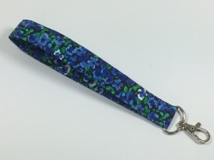 Langes Schlüsselband in royalblau mit Blumen,Schlüsselanhänger,