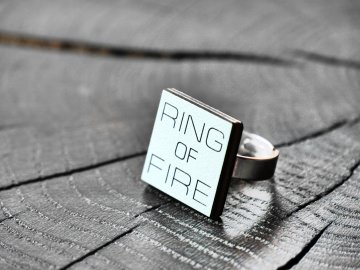 RING OF FIRE - Ring eisblau, aus Holz/Messing, versilbert, Größe verstellbar