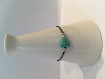 Filigranes Armband mit Türkis-Stein und silber Perlen - Handgefertigt 