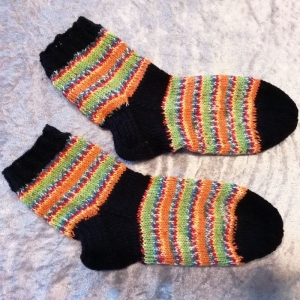 Kinder Woll-  Socken, Gestrickte Kindersocken, Größe 30/31 , Socken handgestrickt    - Handarbeit kaufen
