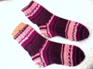 Damensocken, gestrickte Socken, Größe  40/ 41, Wollsocken, Handgestrickt  - Handarbeit kaufen