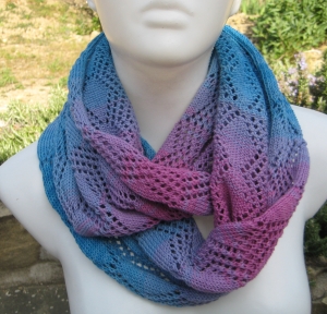 Schlauchschal ♡ Loop ♡ vegan ♡ gestrickt ♡ in schönen Sommerfarben ♡ Hellblau, Türkis, Pink 4868.190331.161227_img_6841