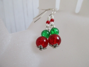 Ohrringe, Weihnacht_4 Rot-Grün 1 Paar (Ohrhaken versilbert)