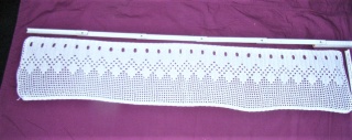 Scheibengardine gehäkelt weiß 105 cm lang , 22 cm tief   handmade  