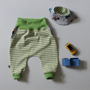 Neugeborenen Set  BAGGER 2 teilig Gr. 68 Halstuch Pumphose Baby zimtbienchen    - Handarbeit kaufen