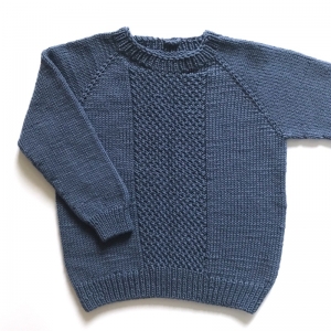 Verkauft - Warmer Pullover für kühle Tage - handgestrickt aus weicher Wolle (Merino) - schnell überziehen, und raus zum spielen - Größe 92  