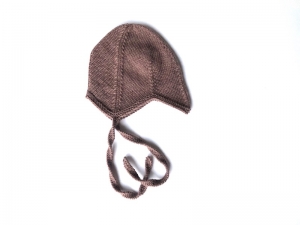 Verkauft - Teufelsmützchen mit Bindebänder für kleine Teufelchen - handgestrickt aus kuschelweicher Wolle (Merino) - KU 38 - 40 cm (2 - 4 Monate)    