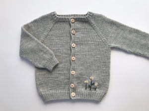 Verkauft - Kuschelweiche Babyjacke - handgestrickt aus weicher Wolle (Merino) - einfach zum Wohlfühlen - Größe 80 - 86  (12 - 18 Monate) 