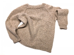 Superschöner Tweedpullover für Kinder - handgestrickt - schnell überziehen und raus zum Spielen - Größe 110 - 116 (5 - 6 Jahre)